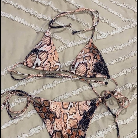 Snake Print Bikini - Picture 2 of 3